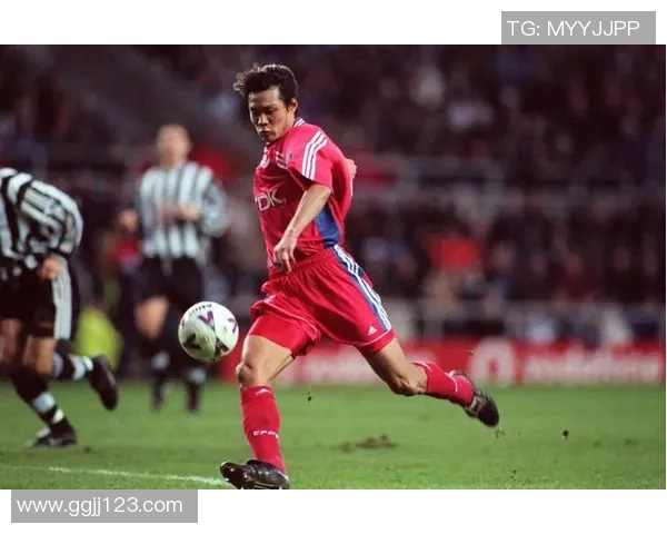 足球明星时尚穿搭头像大赏展现个性与风格的完美结合