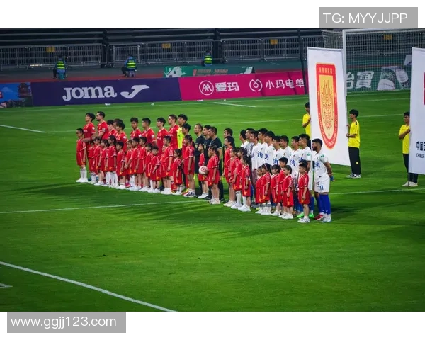 重庆足球队荣登足球节奏排行榜第五名引发热议